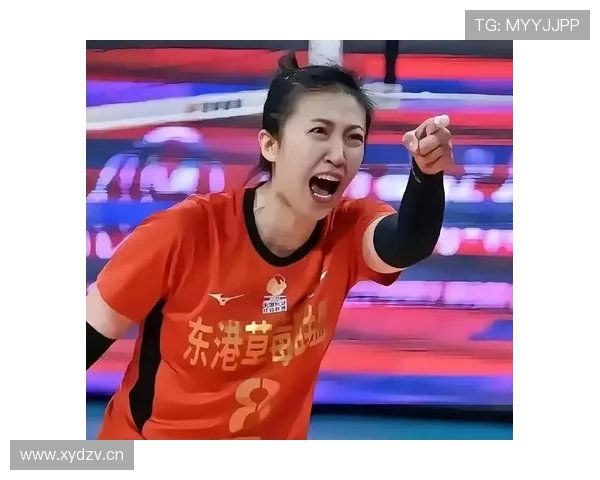 丁霞今天居然穿得像出去买菜，和赛场上判若两人，笑死我了