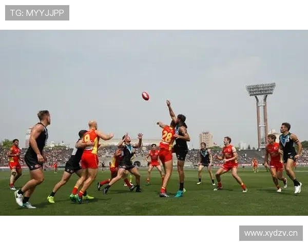 王燊超今天又穿着运动服，路边买菜的样子居然比赛场上接地气多了！